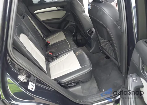 2014 Audi Sq5 3.0T Premium Plus z USA, uszkodzony, nr VIN WA1VGAFP0EA076146